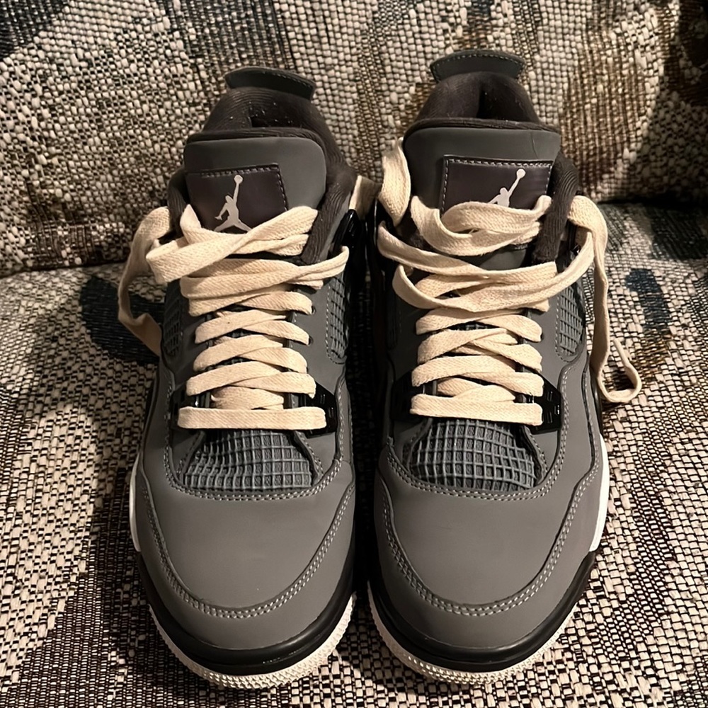 Jordan 4 space grey cool grey sneakers (7Y /mens 7)